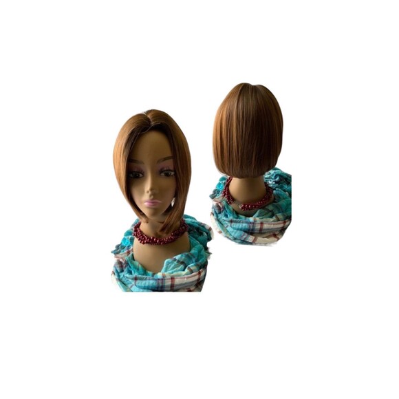 Synthetic Bob Wig - Picture 1 of 7